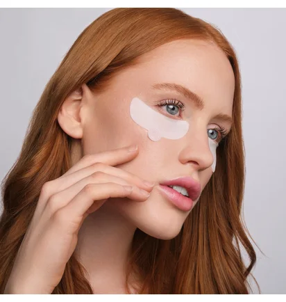 Nawilżające serum pod oczy Maxymova Under Patch Glow, 15 ml