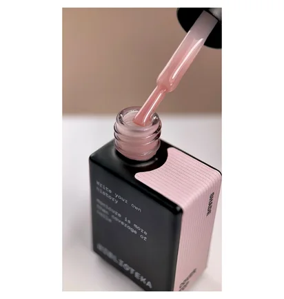 Камуфлюючий глянцевий топ Biblioteka Gloss Cover Top #03 Shade, 10 мл