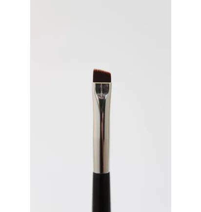 Скошений пензель для хни з пружного нейлону Okis Brow H3