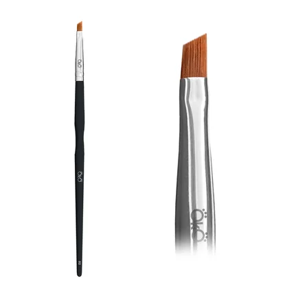 Szczoteczka OKO Lash&Brow Black Edition, mini skośna №2