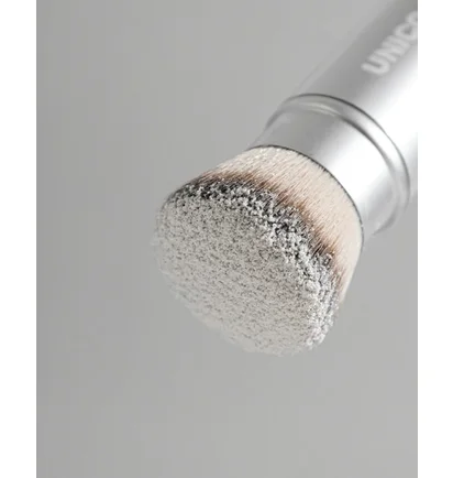 Пензлик-кабуки Unico Kabuki Brush Vegan для пудри, сірий