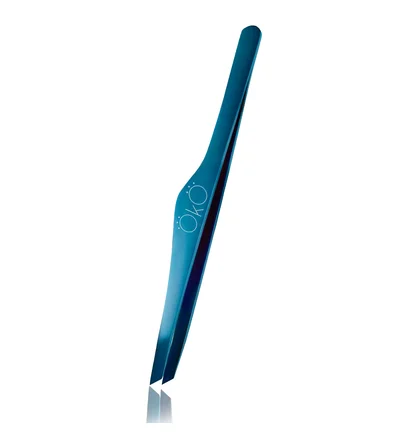 Пінцет OKO Lash&Brow Blue Magic Premium, скошений